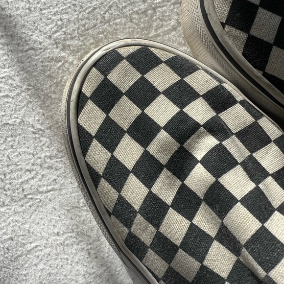 Vans classic slip on shoes - Picture 2 of 11